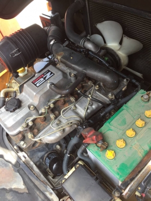 TOYOTA 7FD25 เครื่องดีเซล เกียร์ธรรมดา เสาสูง3เมตร  สนใจติดต่อ083-062-0223(ปอน)