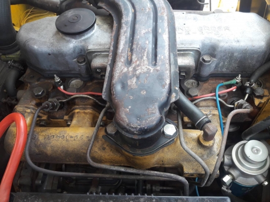 ขายรถยก MITSUBISHI FD25 F18A  เครื่องดีเซล เกียร์ออโต้ยกได้2.5ตัน เสา3เมตร เสาวิ่งเข้าตู้ได้ ยางตันหน้าหลัง ติดต่อ 098-7962549