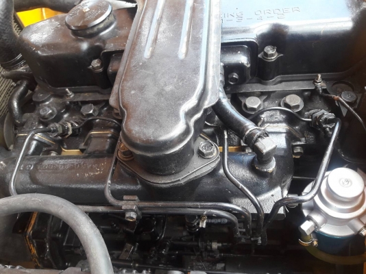 ขายรถยก MITSUBISHI FD25 F18A  เครื่องดีเซล เกียร์ออโต้ ยกได้2.5ตัน เสา3เมตร  ติดต่อ 098-7962549