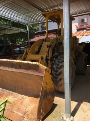 รถตัก CAT 920 F. สนใจติดต่อ 081 - 6079515