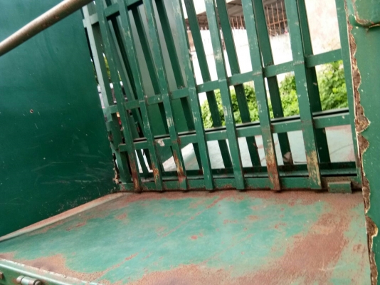 ขาย 6ล้อ isuzu 115แรง เกียร์สั้น