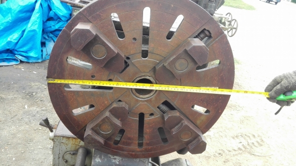 กลึงใต้หวันคอลึก CHIN YUENG HSING 5 ฟุต 2 เพลา กระเป๋าหนา หัวจับ 22&rdquo; รูผ่าน 2&rdquo; ระยะงาน 800x850