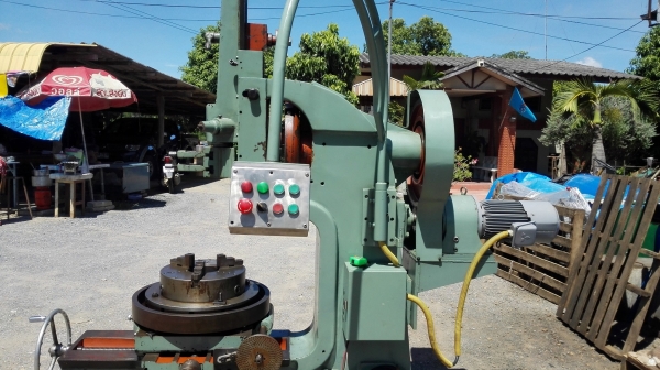 เครื่องกระทุ้งร่องลิ่มญี่ปุ่น HIRAO 12&rdquo;(300mm) หัวเอียงปรับองศา หัวแบ่ง 500 mm โต้ะ 700x1000 สดนอก