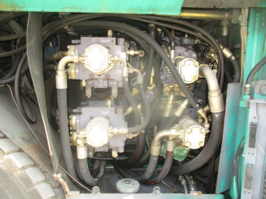 ถึงไทยแล้ว VOGELE S1903 ปี2001 เครื่อง DEUTZ ขับ 6*6 จากญี่ปุ่น พร้อมตัวต่อ8เมตร 092-929-9942 ธีรเทพ ถึงไทยแล้ว VOGELE S1903 ปี2001 เครื่อง DEUTZ ขับ 6*6 จากญี่ปุ่น พร้อมตัวต่อ8เมตร 092-929-9942 ธีรเทพ