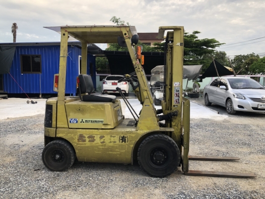 รถโฟล์คลิฟท์ 1 ตัน