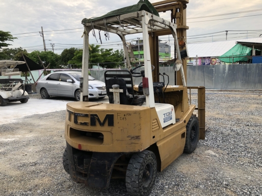 รถโฟล์คลิฟท์ 2 ตัน รถโฟล์คลิฟท์ 2 ตัน