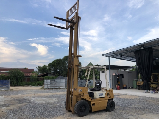 รถโฟล์คลิฟท์ 2 ตัน