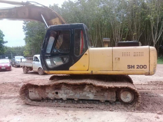 ขายด่วน SUMITOMO SH200 สภาพพร้อมใช้งาน เครื่องปั้มดี โซ่ช่วงล่างสวย เกสารสัญญาซื้อขาย สนใจสอบถาม 093 0764943. คุณ ตั้ม