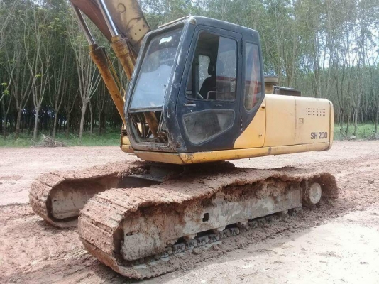 ขายด่วน SUMITOMO SH200 สภาพพร้อมใช้งาน เครื่องปั้มดี โซ่ช่วงล่างสวย เกสารสัญญาซื้อขาย สนใจสอบถาม 093 0764943. คุณ ตั้ม