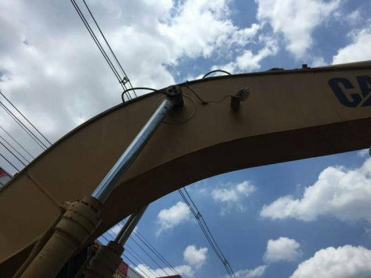 ขายแม็คโคร CAT  320 v2  เอกสารพร้อม