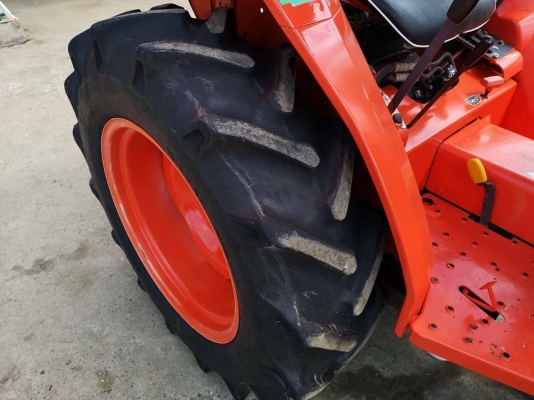 ????????เข้าใหม่KOBOTA รุ่น L3408???????? พร้อมอุปกรณ์3ชิ้นโรตารี่+ผาน+ใบดันหน้า ใช้งาน 2170 ชม.ราคา190000บาท ⛽????มีบริการจัดส่งฟรีคะ สนใจ????????ติดต่อสอบถามรายละเอียด0906910337 ????????พิกัดร้านส.เจริญแทรกเตอร์ อ.บางระกำ จ.พิษณุโลก