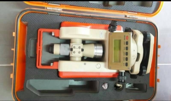 ขายกล้อง พร้อมอุปกรณ์  ยกชุด 3 ตัว คมชัด