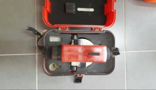 ขายกล้อง พร้อมอุปกรณ์  ยกชุด 3 ตัว คมชัด