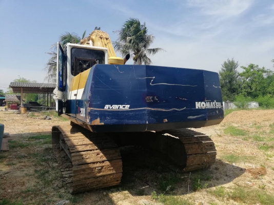 ขายรถแบคโฮ KOMATSU PC200-5 คอนโทนสั้น