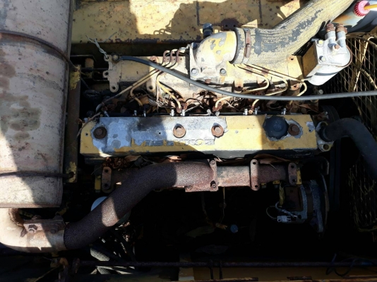 รถแบคโฮ Pc 100-3  ราคา 220,000 รถกทม.