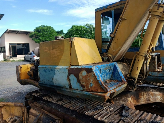 รถแบคโฮ Pc 100-3  ราคา 220,000 รถกทม.