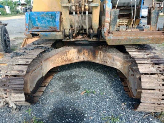 รถแบคโฮ Pc 100-3  ราคา 220,000 รถกทม.