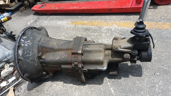 ขายเกียร์ Toyota 12R 5speed