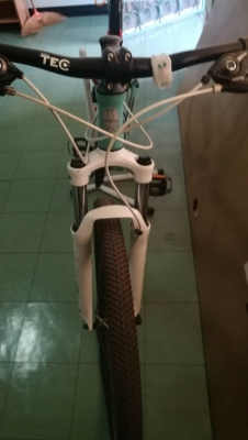 ขาย Bianchi Kuma  27.3  24 Speed  sizes 15"