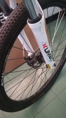 ขาย Bianchi Kuma  27.3  24 Speed  sizes 15"