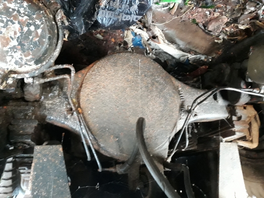 ขายถูกๆ แท่นเพลาโบกี้ HINO ZM +แหนบ+ชุดครับ+ยาง+กระทะ พร้อมครับ 081-1841924ครบครับตามรูป