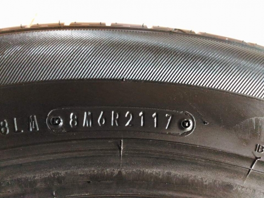 ยาง\%คัดสภาพ Dunlop Enasave EC300+ 215 55 17 ผลิตปี 2017 ยางสวย ดอกหนา มีประกัน ขายถูก 4 เส้น 4800.-