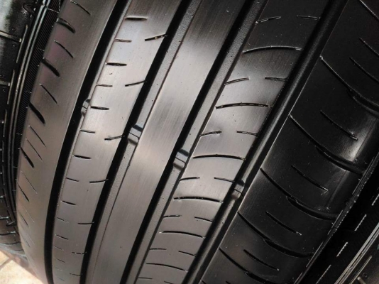 ยาง\%คัดสภาพ Dunlop Enasave EC300+ 215 55 17 ผลิตปี 2017 ยางสวย ดอกหนา มีประกัน ขายถูก 4 เส้น 4800.-