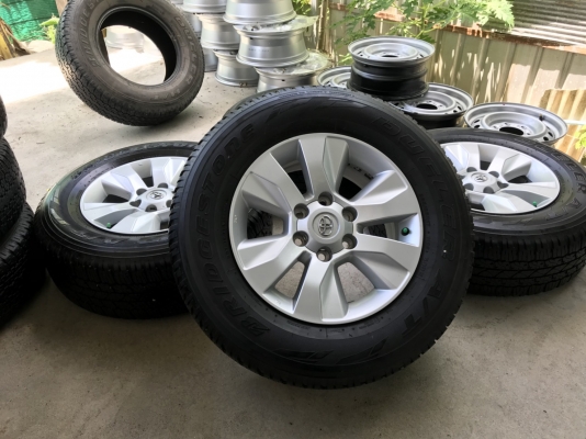 ล้อ รีโว้ขอบ 17 พร้อมยางปี16