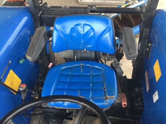 ขายรถไถ FORD NEWHOLLAND เครือง 75แรง 2,000ชั่วโมงทำงาน ปี59 รถสวย/สภาพดีพร้อมใช้งาน**เจ้าของขายเอง**