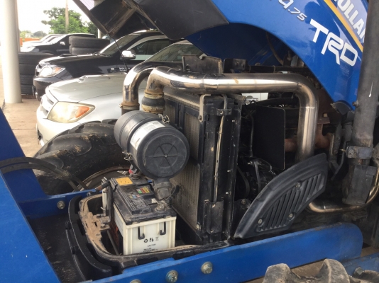 ขายรถไถ FORD NEWHOLLAND เครือง 75แรง 2,000ชั่วโมงทำงาน ปี59 รถสวย/สภาพดีพร้อมใช้งาน**เจ้าของขายเอง**