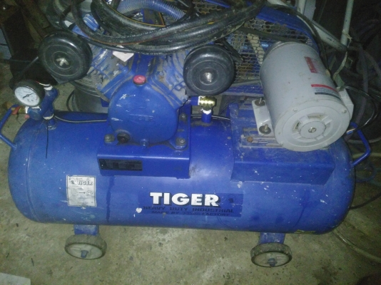 ขายปั้มลม2สุบพร้อมใช้