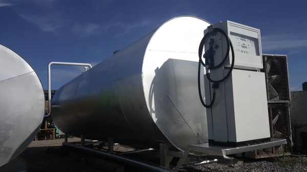 ถังน้ำมันขนาด 20000 ลิตรพร้อมตู้จ่าย