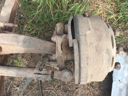 ขายเสื้อเพลาคารหน้า ISUZU 360 ราคา.25,000 สะภาพปรดลงจากรถ 360 พร้อมใช้ ตามสะภาพ ยางกับกระทะไม่มี สนใจโทร 081-3531946 ต่อ.บางนา &amp; ID-LINE สินค้าอยู่ อ นางรอง จ บุรีรัมย์