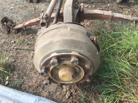 ขายเสื้อเพลาคารหน้า ISUZU 360 ราคา.25,000 สะภาพปรดลงจากรถ 360 พร้อมใช้ ตามสะภาพ ยางกับกระทะไม่มี สนใจโทร 081-3531946 ต่อ.บางนา &amp; ID-LINE สินค้าอยู่ อ นางรอง จ บุรีรัมย์