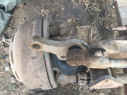 ขายเสื้อเพลาคารหน้า ISUZU 360 ราคา.25,000 สะภาพปรดลงจากรถ 360 พร้อมใช้ ตามสะภาพ ยางกับกระทะไม่มี สนใจโทร 081-3531946 ต่อ.บางนา &amp; ID-LINE สินค้าอยู่ อ นางรอง จ บุรีรัมย์