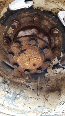 ขายช่วงล่างMAเบลคเล็กเฟื่อง6.45สองเพลาให้หมดทั้งแท่น ขายช่วงล่างMAเบลคเล็กเฟื่อง6.45สองเพลาให้หมดทั้งแท่น