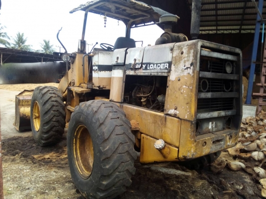 รถตัก KOMATSU 510. สนใจติดต่อ 081 - 6079515