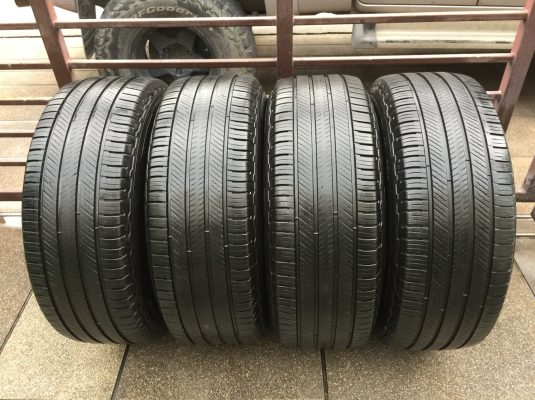 ยาง Michelin 265 65 17 ปลายปี16 ดอกเต็ม ใช้ยาว ราคาไม่แพง