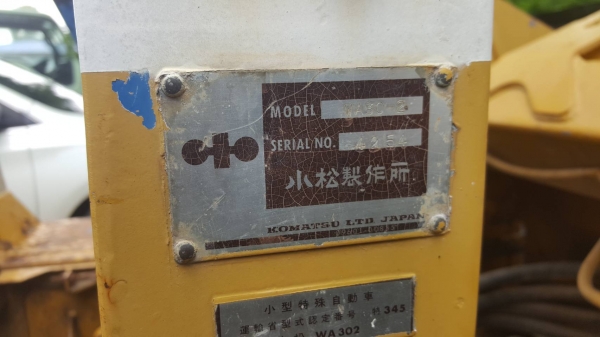 ขาย รถตัก KOMATSU WA30-2 รถใช้งานอยู่ ราคาคุยกันได้ครับ