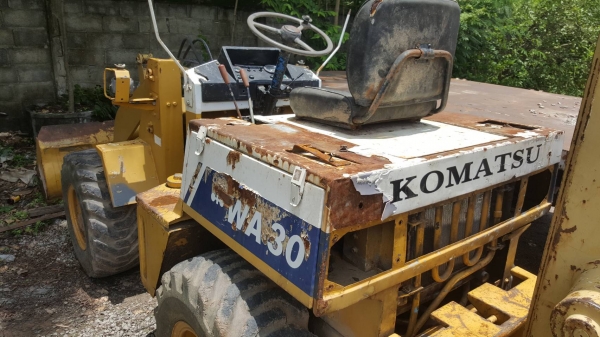 ขาย รถตัก KOMATSU WA30-2 รถใช้งานอยู่ ราคาคุยกันได้ครับ