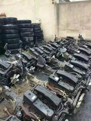 ขายเครื่อง Isuzu 4JA1  25000 บาท - 061-782-8785