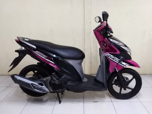 ขายHonda Click125i ปี57 ล้อแม็ก คอมบายเบรค รถเดิมสภาพดีเครื่องดี ขายHonda Click125i ปี57 ล้อแม็ก คอมบายเบรค รถเดิมสภาพดีเครื่องดี