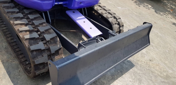 รถขุดเล็ก KOMATSU PC12UU-2 เครื่องยนต์KOMATSU3สูบ แทรคยางดี สภาพพร้อมใช้ พร้อมหัวกระแทก ของแท้ติดจากโรงงาน แรงดีมาก ชม.การใช้งาน5000ชม. ราคา265,000บาท สนใจติดต่อ KPGแทรคเตอร์ สนใจติดต่อ 081-8416818, 092-9938255 ติดต่อสอบถามได้ที่ กดไปที่ลิ้ง รถขุดเล็ก KOMATSU PC12UU-2 เครื่องยนต์KOMATSU3สูบ แทรคยางดี สภาพพร้อมใช้ พร้อมหัวกระแทก ของแท้ติดจากโรงงาน แรงดีมาก ชม.การใช้งาน5000ชม. ราคา265,000บาท สนใจติดต่อ KPGแทรคเตอร์ สนใจติดต่อ 081-8416818, 092-9938255 ติดต่อสอบถามได้ที่ กดไปที่ลิ้ง