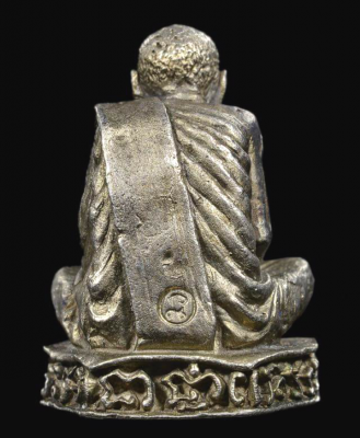 รูปหล่ออาจารย์นำ  เนื้อเงิน  วัดดอนศาลา รูปเหมือนนิยม ว - ขีด โร - ขีด - ตัว - T เนื้อเงิน สร้างน้อยหายาก