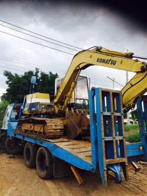ขายด่วน KOMATSU PC90-5 สภาพพร้อมใช้งาน เครื่องปั้มดี เอวแน่น โซ่ช่วงล่างสวย สนใจสอบถาม 093 0764943 คุณ ตั้ม