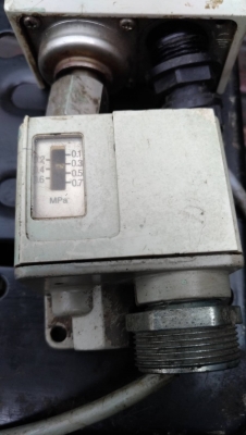 เพลชเชอร์สวิทย์ควบคุมและปรับแรงดัน