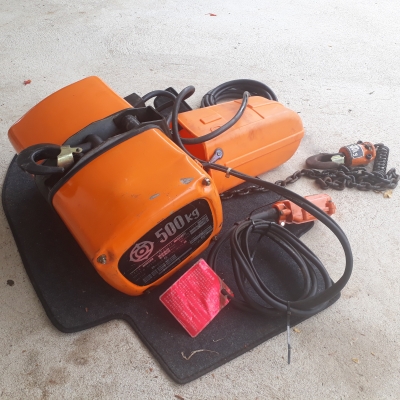 รอกไฟฟ้า Hitachi 0.5ตัน