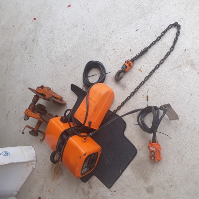 รอกไฟฟ้า Hitachi 0.5ตัน