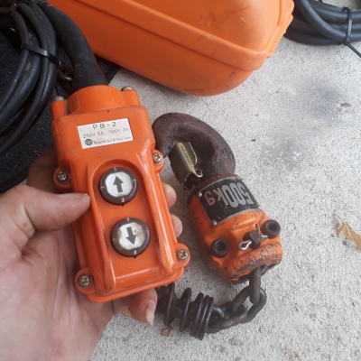 รอกไฟฟ้า Hitachi 0.5ตัน