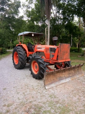 M9000 รถสวยมากๆสวยสุดๆ สีเดิมๆทั้งคันแน่นอนค่ะ ไม่มีการตกแต่งสี #ใช้งานน้อยมากๆ มือเดียวป้ายแดงออกห้าง M9000 รถสวยมากๆสวยสุดๆ สีเดิมๆทั้งคันแน่นอนค่ะ ไม่มีการตกแต่งสี #ใช้งานน้อยมากๆ มือเดียวป้ายแดงออกห้าง